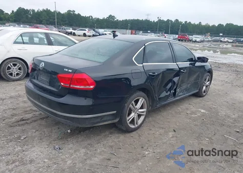 2015 Volkswagen Passat 1.8T Se из США, поврежденный, VIN 1VWBS7A34FC047220